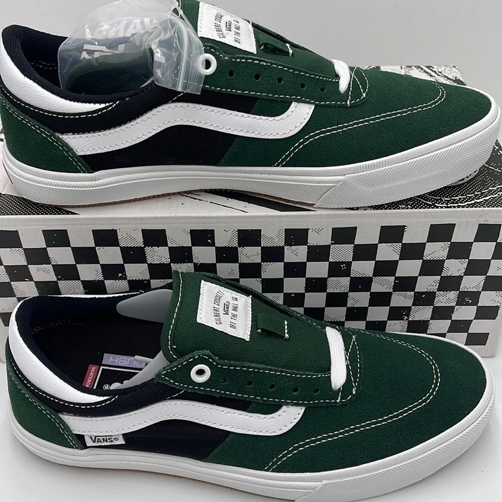 Vans Men's Green and Black Sneakers Gilbert Crocke
Dark Green/White
VN0A5JIFDGY - Picture 2 of 16